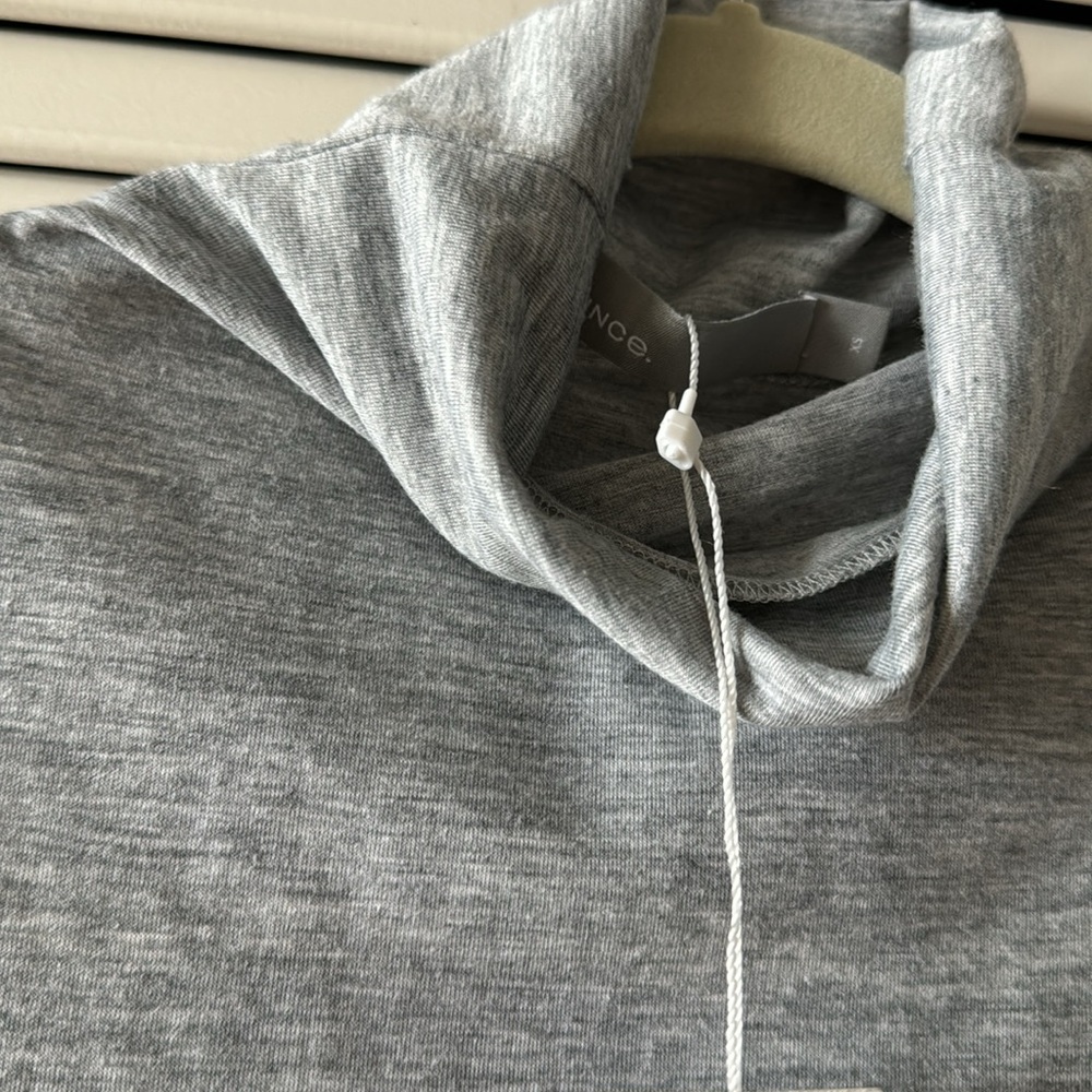 NWT Vince Heather Grey Short Sleeve Turtleneck Top XS - Picture 3 of 4